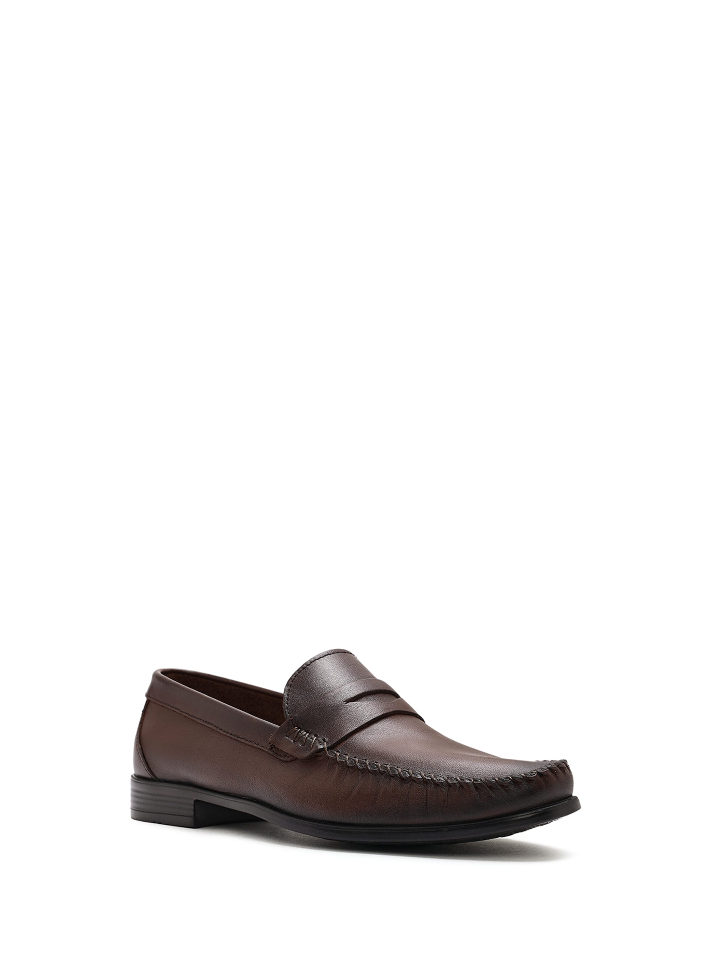 Derimod - Mocasines en marrón