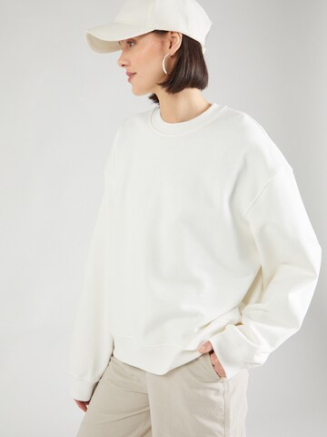 WEEKDAY Sweatshirt 'Paula' in Weiß: predná strana