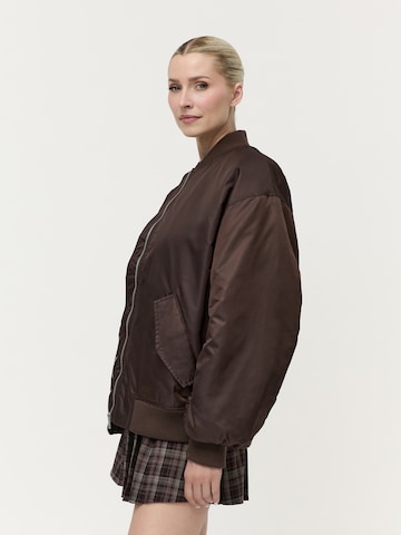 LeGer by Lena Gercke Φθινοπωρινό και ανοιξιάτικο μπουφάν 'Leyli' σε καφέ