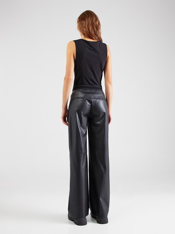 Loosefit Pantaloni 'CHIARA SMART' di MAC in nero