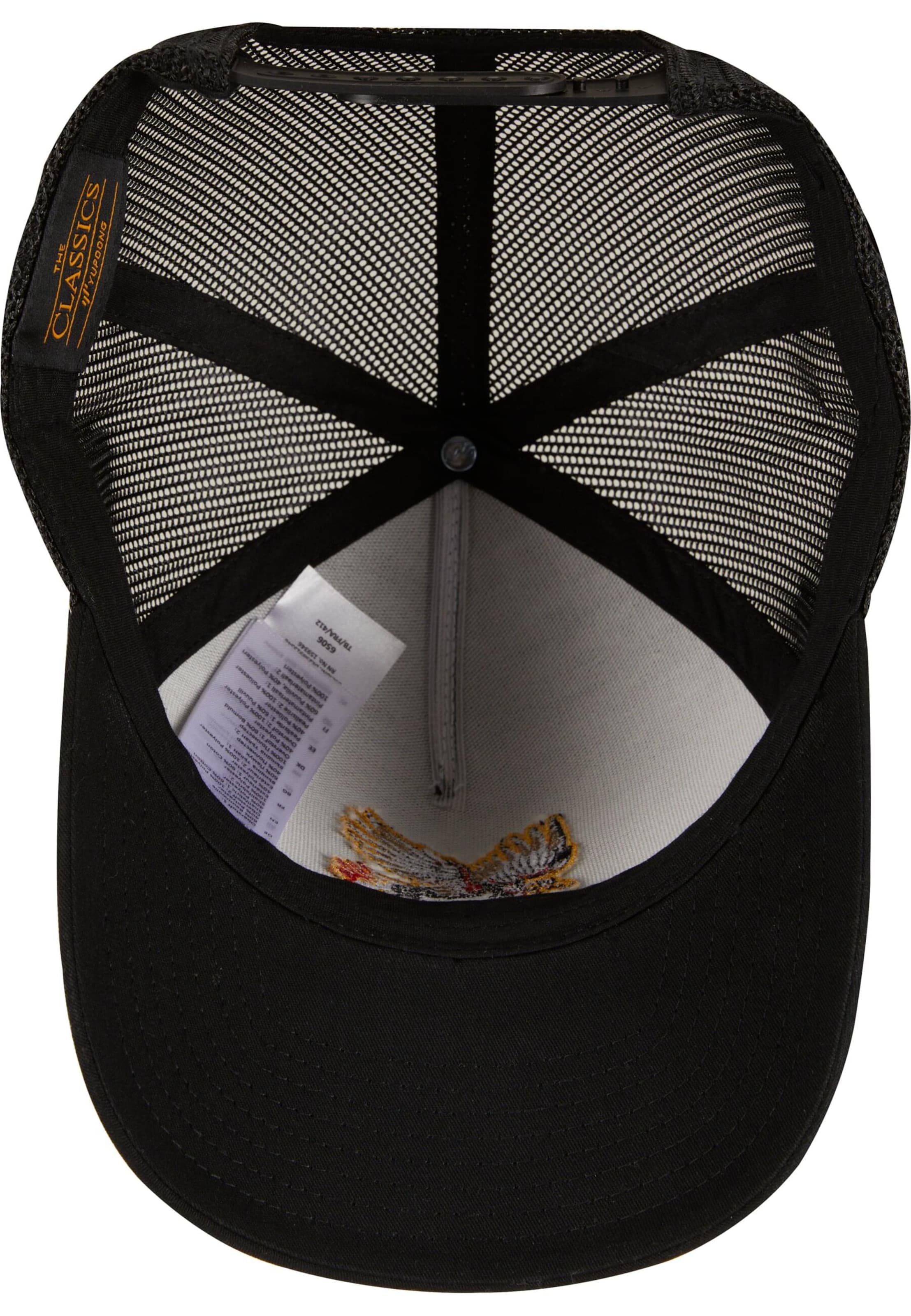 Mister Tee Cap 'Bravery Eagle' in Schwarz