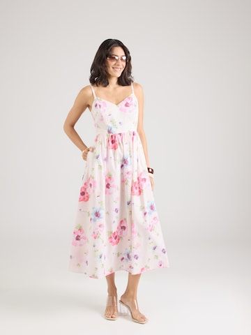 Rochie de la GAP pe roz: față