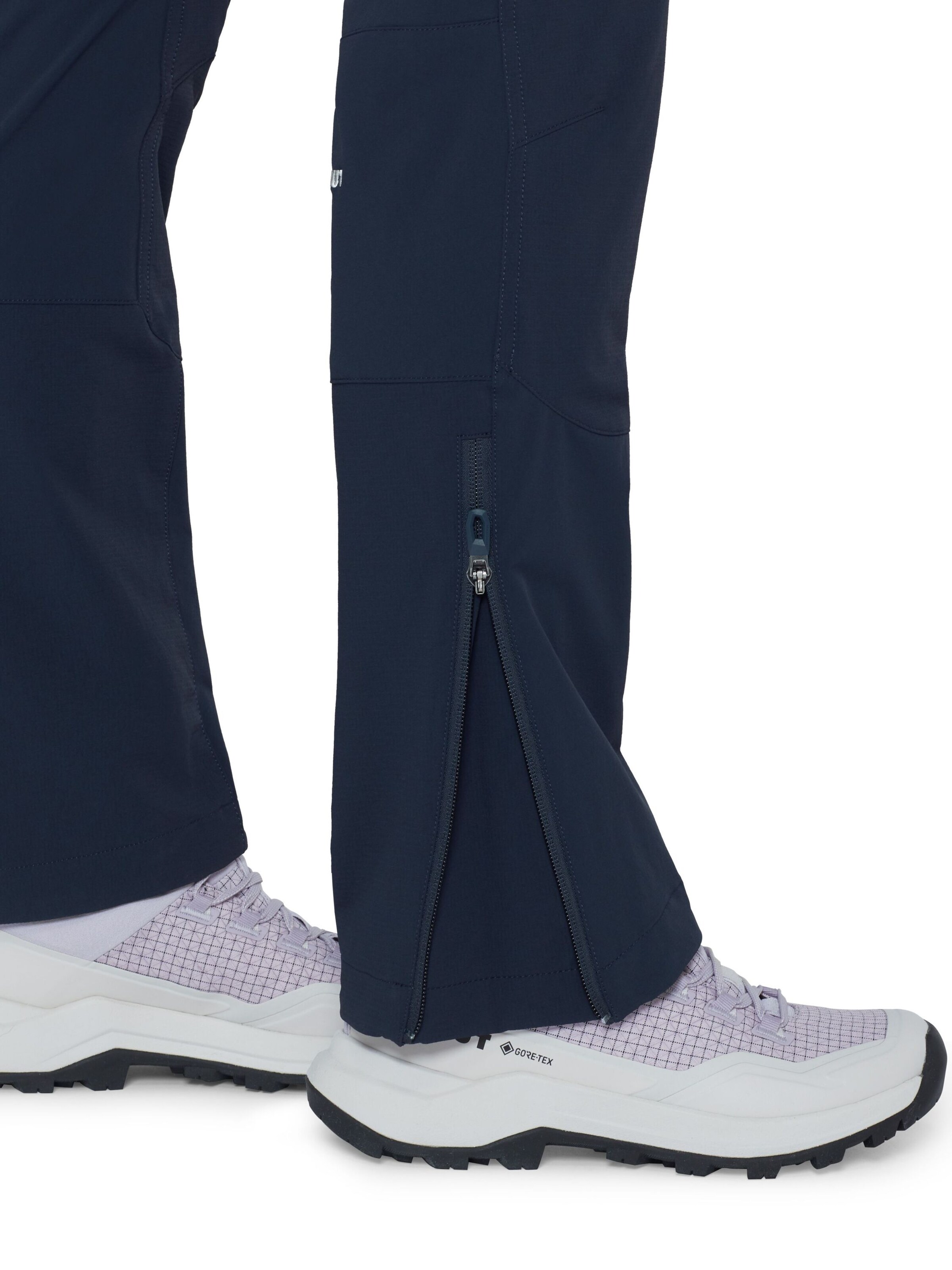 MAMMUT Regular Outdoor Pants in Blue