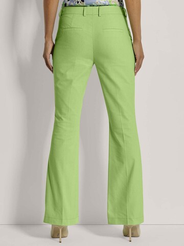 évasé Pantalon à plis MADELEINE en vert
