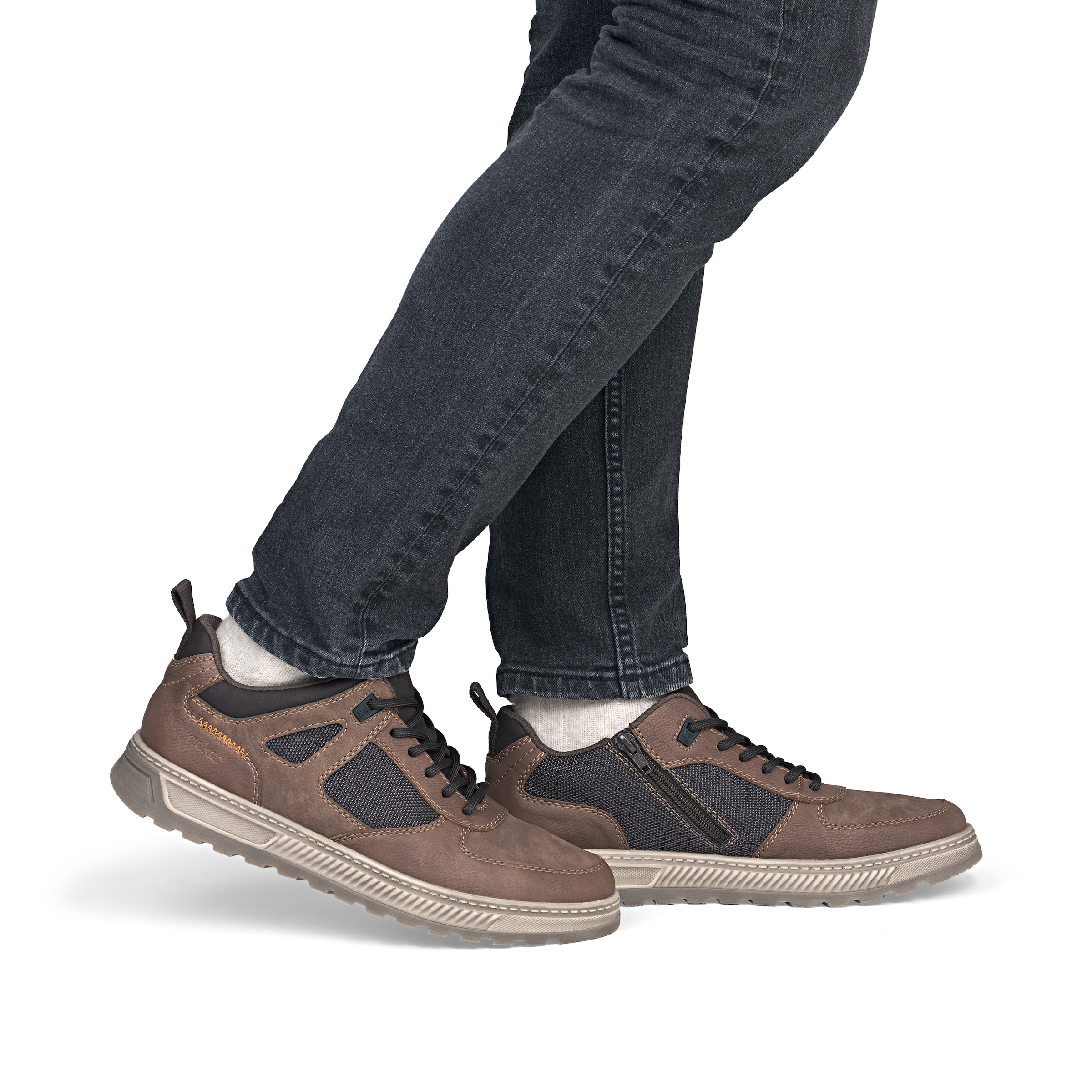 Baskets basses Rieker en marron