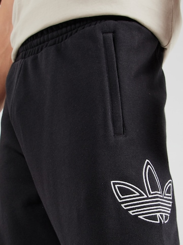 ADIDAS ORIGINALS - Loosefit Calças 'Outline' em preto