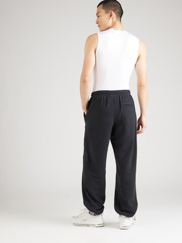 Nike Sportswear Loosefit Nadrág 'Club SSNL' - fekete