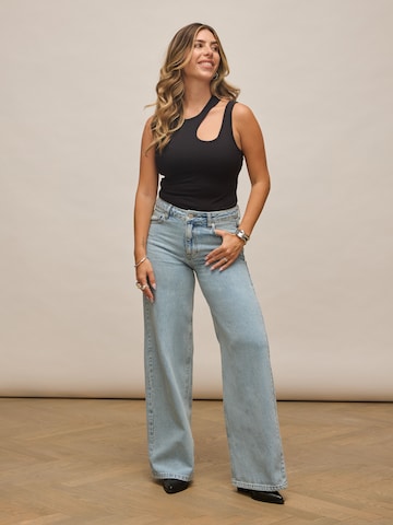 noar studios Wide Leg Jeans i blå