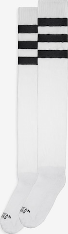 Chaussettes montantes 'Old School' American Socks en blanc : devant