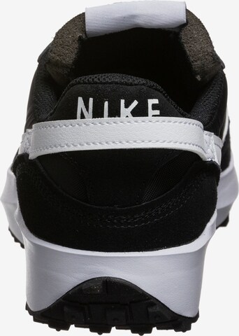 Baskets basses 'Waffle Debut' Nike Sportswear en noir