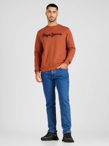 Pepe Jeans Sweatshirt 'RYAN' in Bruin