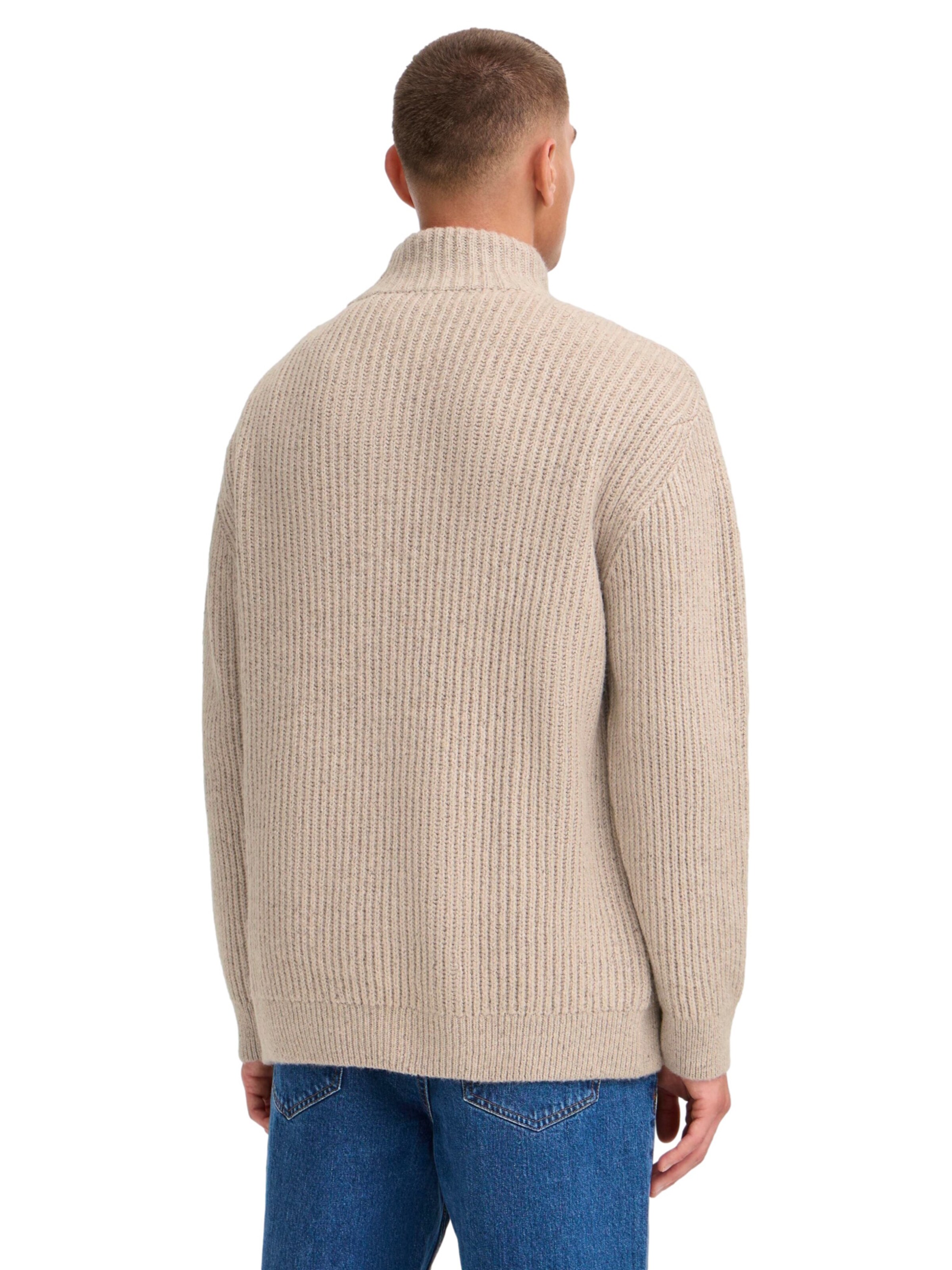 !Solid Sweater in Beige