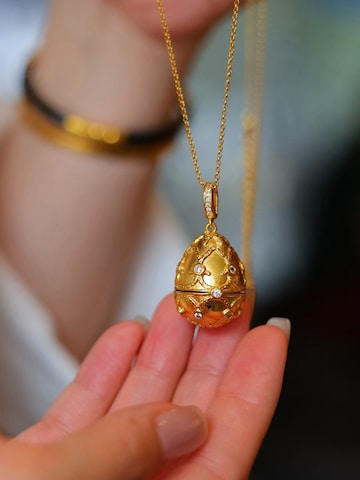 Collana 'Treasure Egg Locket' di LanLivia in rosso