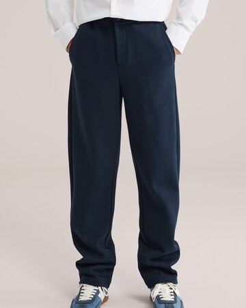 WE Fashion Regular Trousers in Blue: front