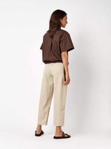 TONI Regular Pants in Beige