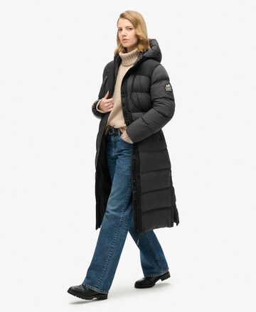 Superdry Wintermantel in Grijs