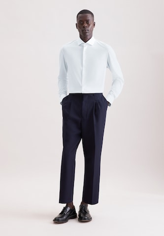 Coupe slim Chemise business 'Schwarze Rose' SEIDENSTICKER en blanc