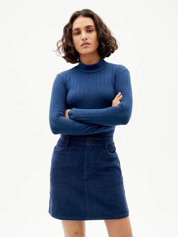 Thinking MU Pullover 'Ellen' in Blau: Vorderseite