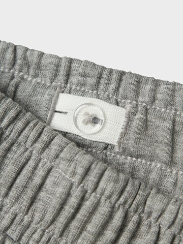 NAME IT Regular Shorts 'NKNCyber' in Grau