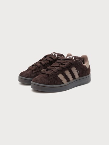 ADIDAS ORIGINALS Ниски маратонки 'Campus 00s' в кафяво