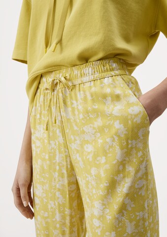 s.Oliver Tapered Trousers in Yellow