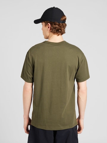 T-Shirt Nike Sportswear en vert