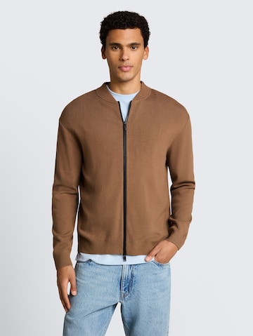 TOM TAILOR DENIM Gebreid vest in Bruin: voorkant