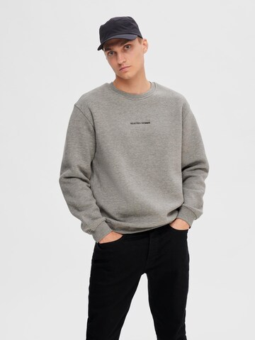 SELECTED HOMME Sweatshirt 'Hankie' in Grau