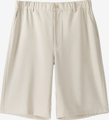 Bershka Loosefit Shorts in Beige: predná strana