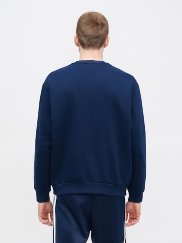 Felpa di ADIDAS ORIGINALS in blu