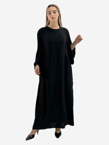 Elara Kleid in Schwarz: Vorderseite