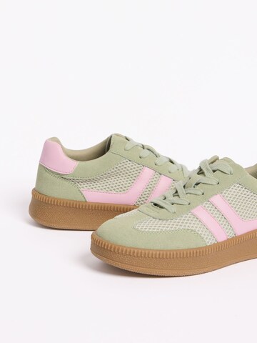 Baskets basses Friends Like These en vert