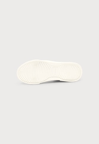 Valentino Shoes Низкие кроссовки 'STUNNY' в Белый: низ