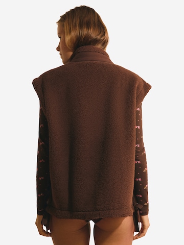 ETAM Bodywarmer 'Halyssia' in Bruin