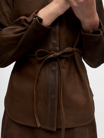 OBJECT Blouse in Bruin