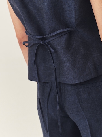 TATUUM Жилетка в Смешанный