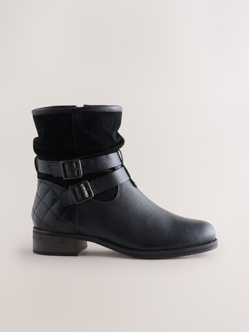 Next Boot i svart
