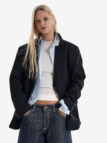 Bershka Bleiseri värissä sininen: etupuoli