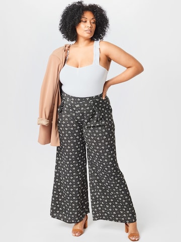 GLAMOROUS CURVE Wide leg Pleat-Front Pants in Black