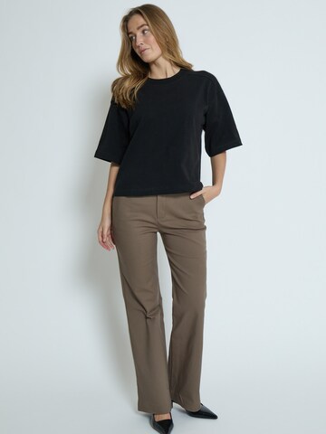 Peppercorn T-Shirt 'Fiola' in Schwarz