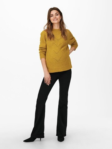 Only Maternity Sweater 'Hope' in Yellow