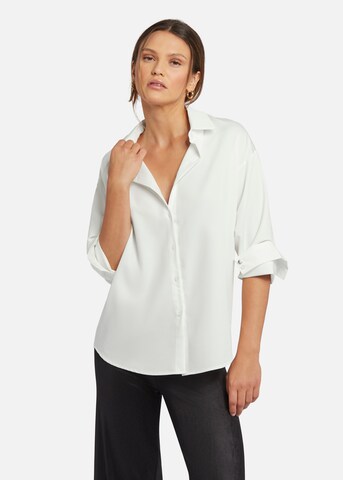 Nicowa Blouse in White: front