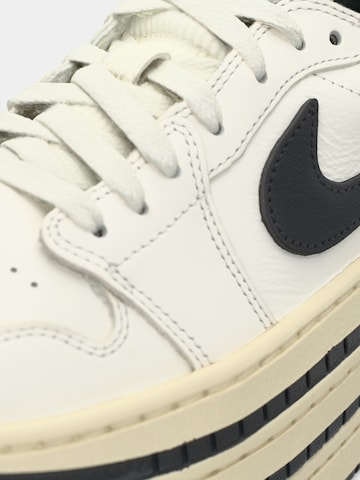 Jordan Σνίκερ χαμηλό 'AIR JORDAN 1' σε μπεζ