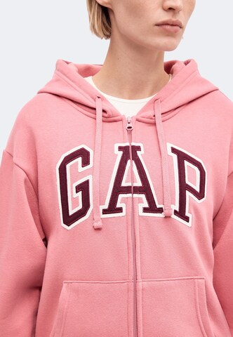 GAP Sweatjakke 'HERITAGE' i pink