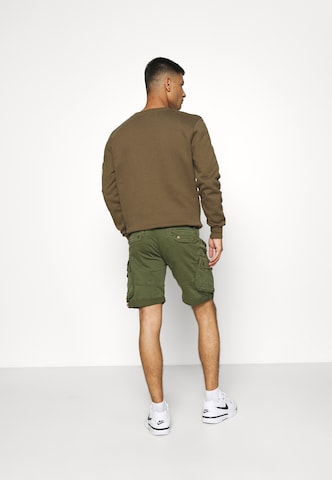ALPHA INDUSTRIES Regular Cargo Pants 'Combat' in Green