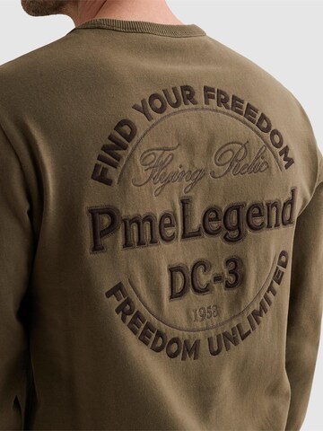 PME Legend Collegepaita 'Sweatshirt in peached fleece with artwork' värissä vihreä