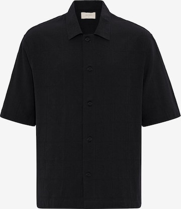 juoda Antioch Patogus modelis Marškiniai: priekis