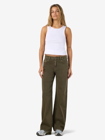 Noisy may regular Jeans 'NMYOLANDA' i grøn: forside