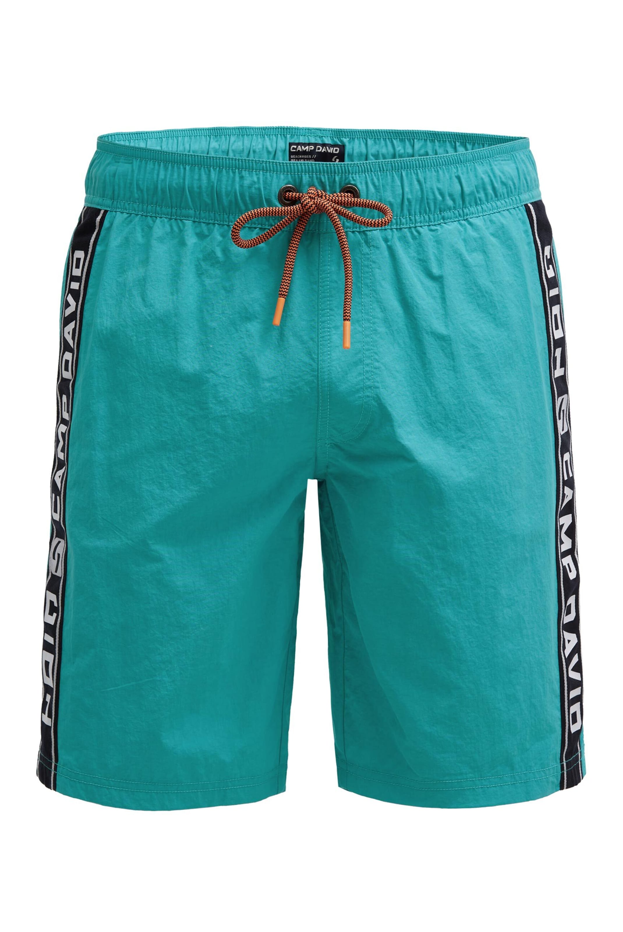 CAMP DAVID Lange Badeshorts mit Logo-Tapes in Grün: Vorderseite
