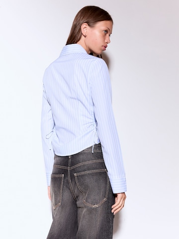 Chemisier Bershka en bleu